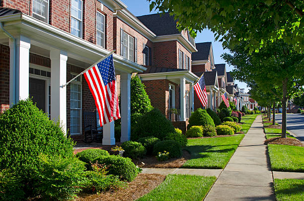 istock Patriotic Neighborhood 180846642