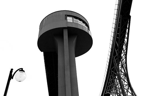 istock Steel brige silhouette watchtower 180847226