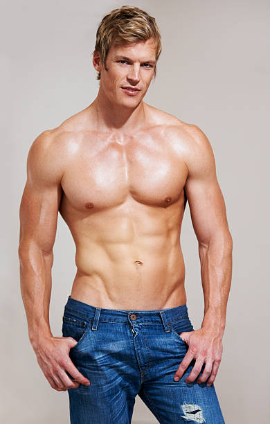 muscles everywhere! - ontbloot bovenlichaam stockfoto's en -beelden