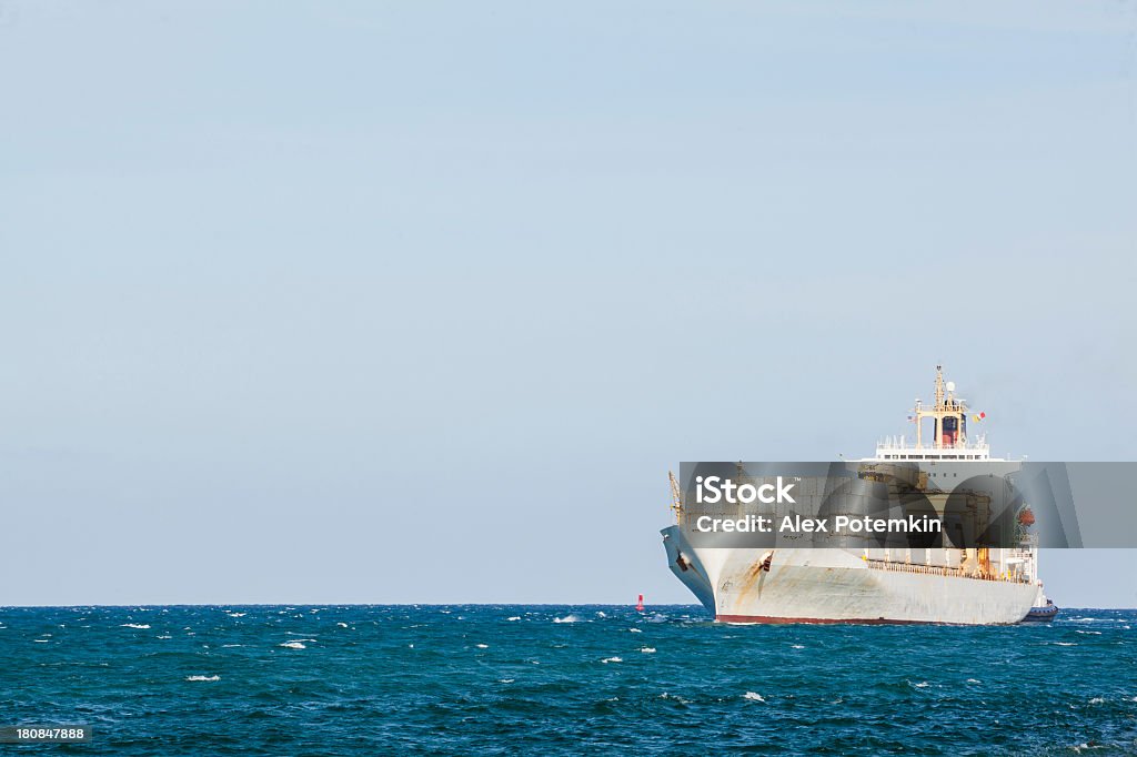 Navio cargueiro ir para o Porto de Fort Lauderdale - Foto de stock de Carregamento - Atividade royalty-free