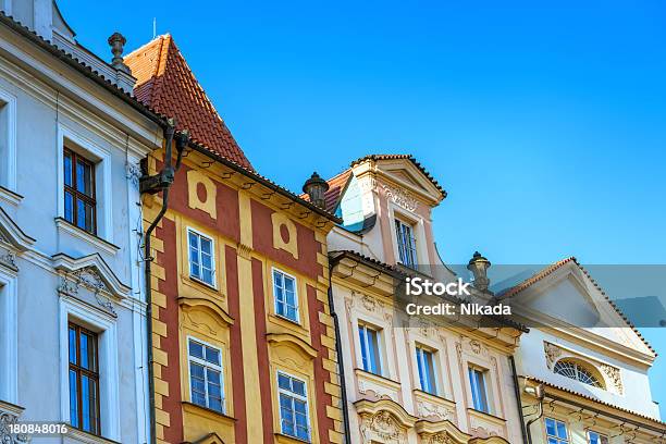 Photo libre de droit de Maisons Dans La Vieille Ville De Prague En République Tchèque banque d'images et plus d'images libres de droit de Architecture