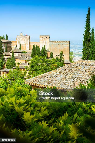 Foto de Bela Vista De Alhambra E Granada e mais fotos de stock de Albaicin - Albaicin, Aldeia, Alhambra - Granada