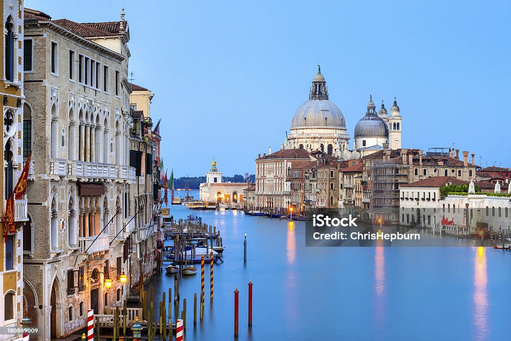 Santa Maria Della Salute, Gran Canal de Venecia, Italia, - Foto de stock de Agua libre de derechos