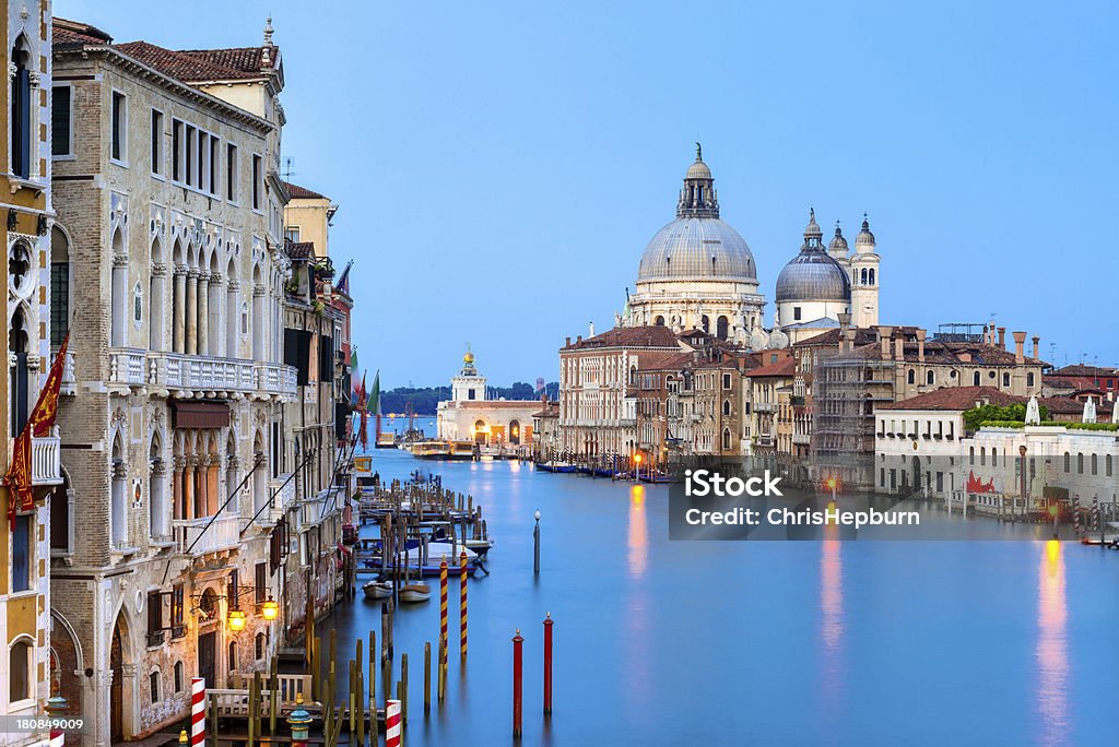 Di Santa Maria Della Salute e del Canal Grande, Venezia, Italia - Foto stock royalty-free di Acqua