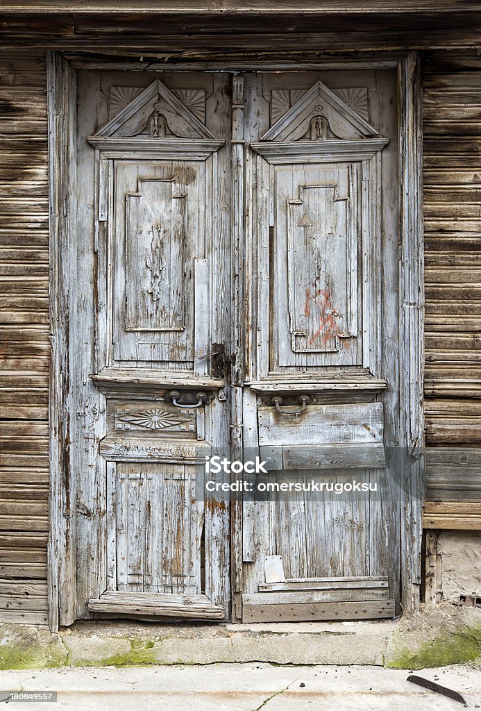 Antigua puerta - Foto de stock de Abandonado libre de derechos
