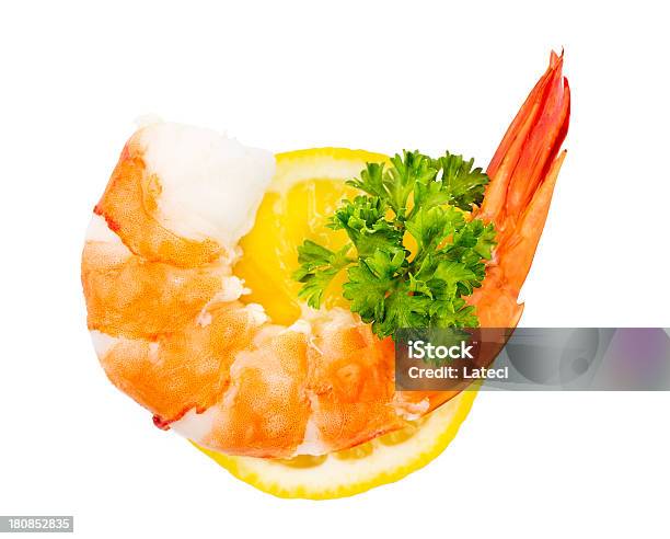 Photo libre de droit de Salade Verte De Crevettes Et Citron banque d'images et plus d'images libres de droit de Aliment - Aliment, Aliment cuit à l'eau, Aliments et boissons