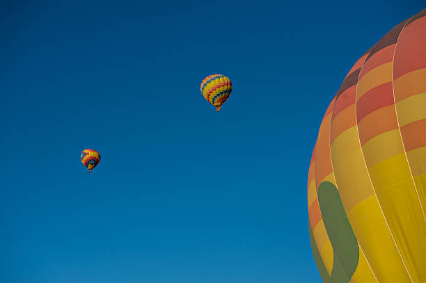 istock Hot air balloons 180854616