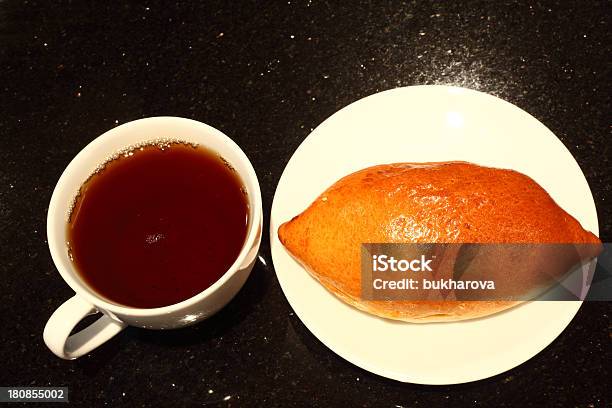 紅茶のパイとチェリー - おやつのストックフォトや画像を多数ご用意 - おやつ, オーガニック, カップ