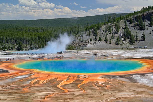 istock Grand Prismatic Spring in Yellowstone National Park 180864268
