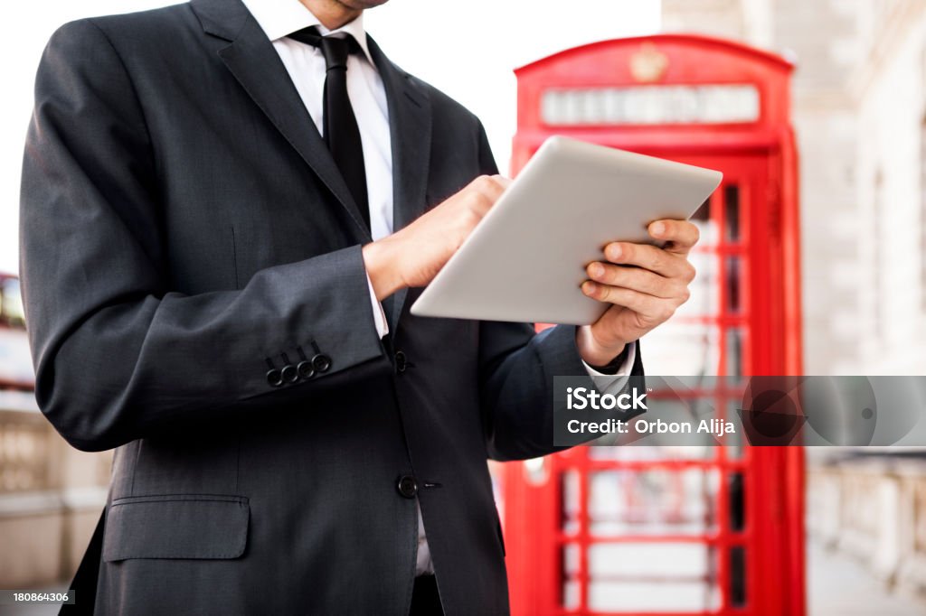 Empresário usando tablet em Londres - Royalty-free 20-24 Anos Foto de stock