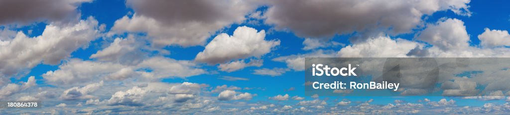 Восточные Wasington Cloud Panorama - Стоковые фото Абстрактный роялти-фри