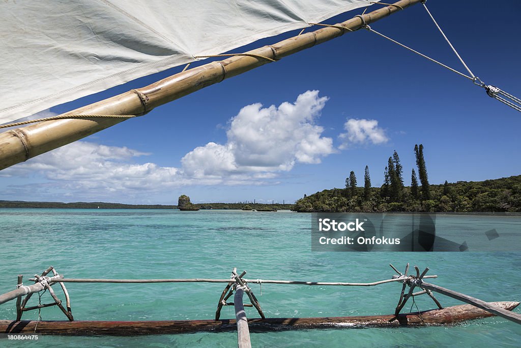 Piroga viaggio sull'Isola dei Pini, Nuova Caledonia - Foto stock royalty-free di Acqua