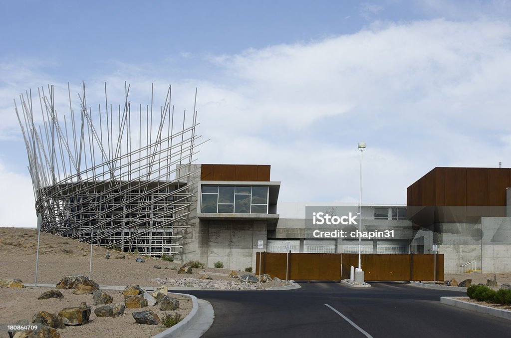 Isleta Pueblo indígena de oficinas - Foto de stock de Cultura de indios norteamericanos libre de derechos