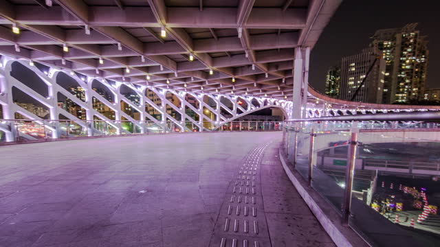 Road traffic city centre elevated walkway