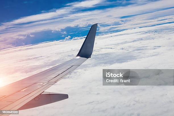 Asa De Avião No Ar - Fotografias de stock e mais imagens de Ao Ar Livre - Ao Ar Livre, Asa Pequena, Asa de aeronave