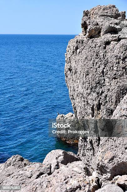 Foto de Rock e mais fotos de stock de Areia - Areia, Azul, Beleza