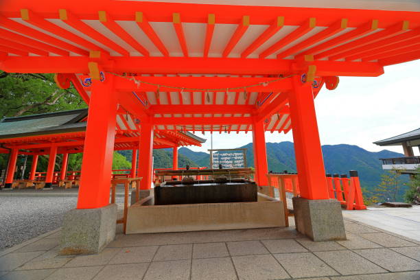 2023:kumano-nachi taisha grand shrine at nachisan, nachikatsuura, - higashimuro 뉴스 사진 이미지