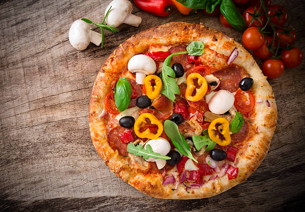 istock Delicious italian pizza 180898530