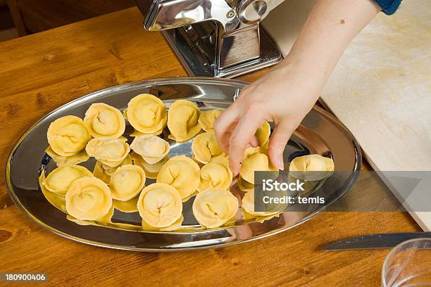 La Pasta Foto de stock y más banco de imágenes de Alimento - Alimento, Apisonadora, Carbohidrato