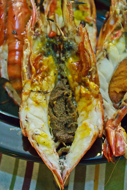 istock Grill prawns over hot charcoal 11 180901832