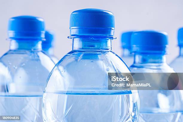 De Água - Fotografias de stock e mais imagens de Alimentação Saudável - Alimentação Saudável, Azul, Bebida