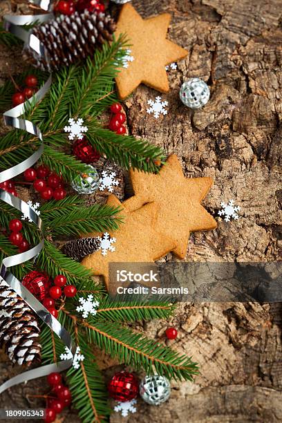 Decoración Navideña Foto de stock y más banco de imágenes de Abeto - Abeto, Adorno de navidad, Al horno