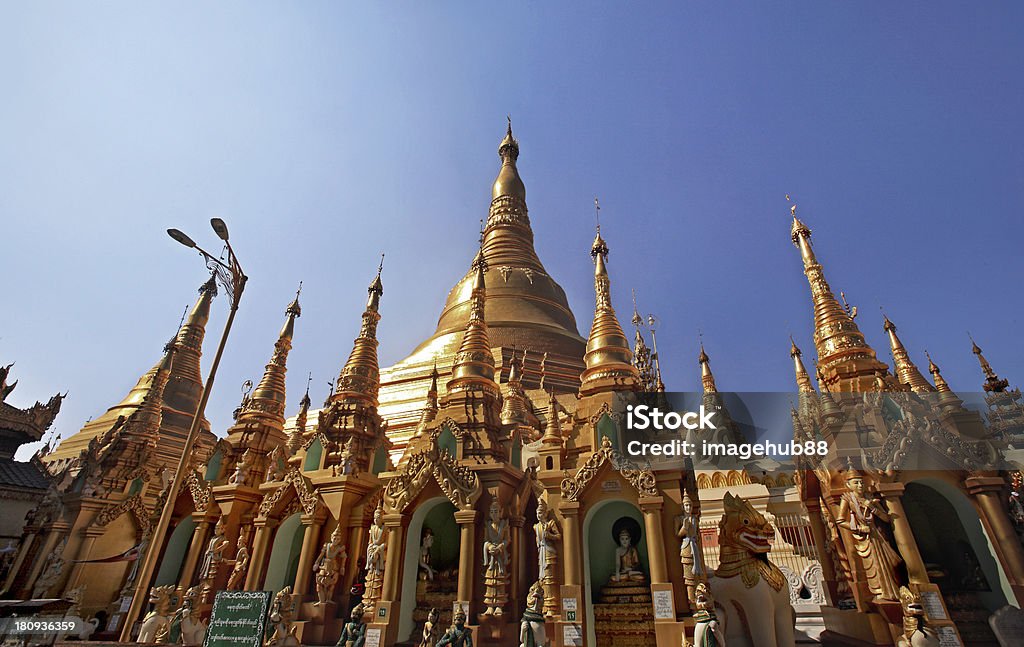 쉐다곤 파고다, 미얀마에 - 로열티 프리 개념 스톡 사진