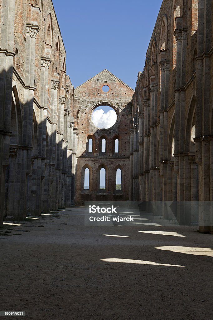 Аббатство Сан Galgano - Стоковые фото Аббатство роялти-фри