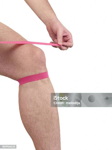 Therapeutische Behandlung Der Knie Mit Kinesio Texband Stockfoto und mehr Bilder von Alternative Behandlungsmethode