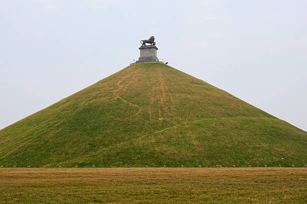 istock Statue at battlefield of Waterloo, Belgium 180957583