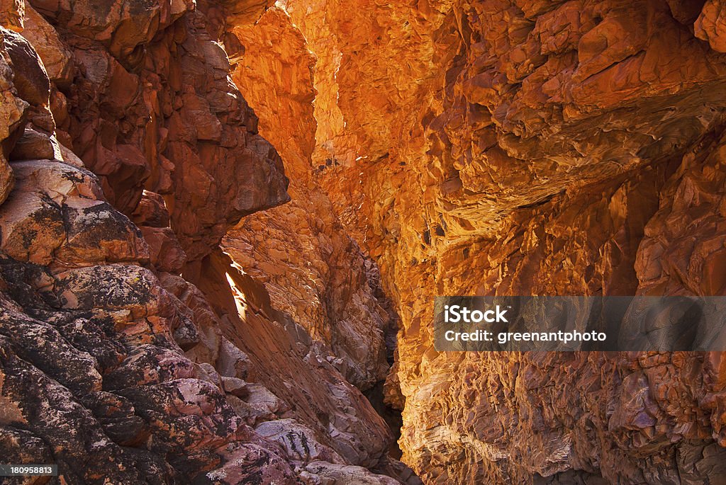 Redbank Gorge, West MacDonnell Ranges - Foto stock royalty-free di Burrone