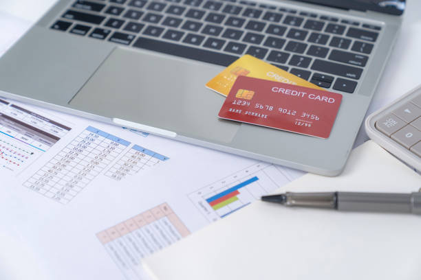 istock credit card to pay online. 1809653630