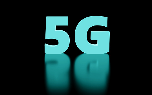 A cyan glowing sign saying 5g in dark empty reflective room