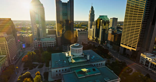 Drone View of Ohio Statehouse on Clear, Fall Day Aerial still image of the Ohio Statehouse taken by a drone on a clear, Fall day in Columbus, Ohio. ohio ohio statehouse columbus state capitol building stock pictures, royalty-free photos & images