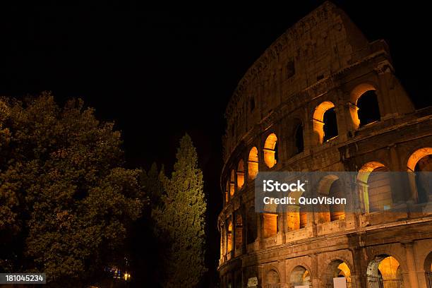 Colosseum - zdjęcia stockowe i więcej obrazów Architektura - Architektura, Bez ludzi, Bliskie zbliżenie