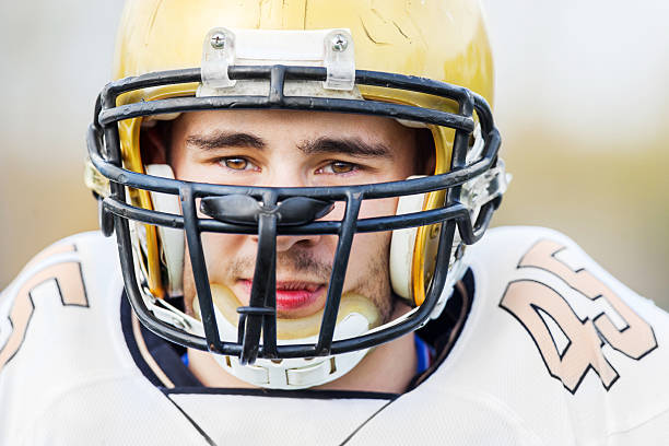 istock American football player. 181046164