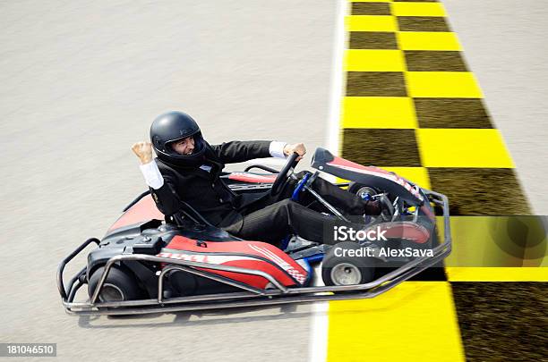 De Competição Empresarial - Fotografias de stock e mais imagens de Corrida de Cart - Corrida de Cart, Kart, Acabar