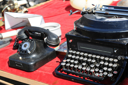 Flea Market antique Vintage telephone and typewriter Flohmarkt in Havelberg