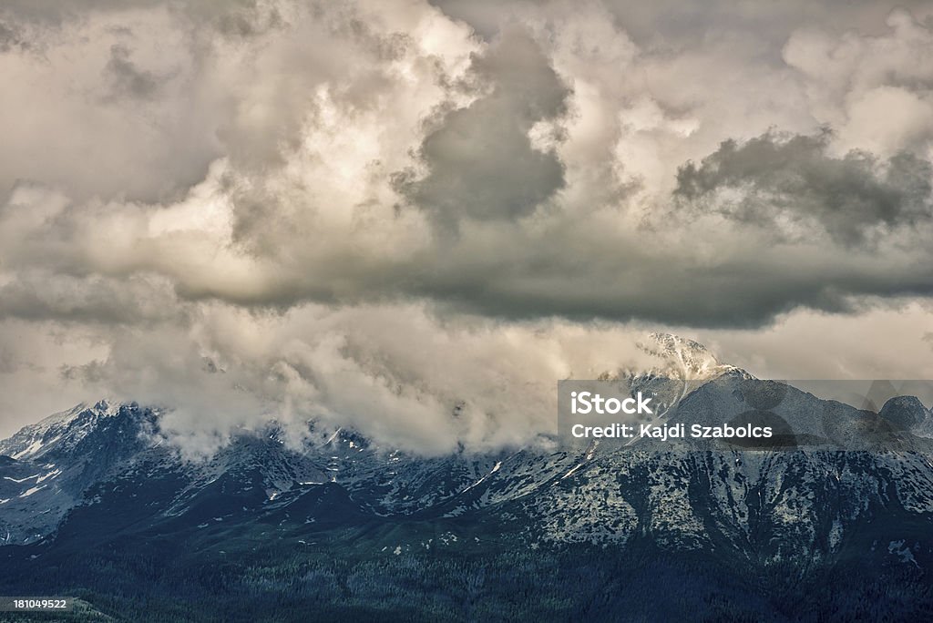 Altas montañas - Foto de stock de Aire libre libre de derechos