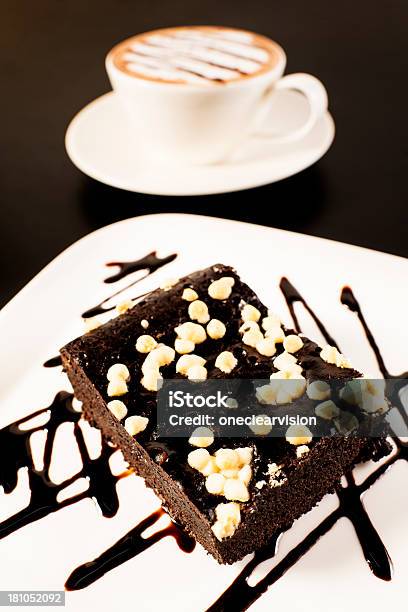 Cappuccino E Brownie - Fotografias de stock e mais imagens de Assado no Forno - Assado no Forno, Bebida, Bebida Não Alcoólica