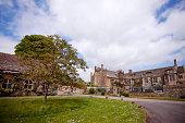 eine-elisabethanische-stately-home.jpg?b=1&s=170x170&k=20&c=0pLBms3kWoXtCYBYulCXiB_b0o2ketnaNxIIhbr5HpI=