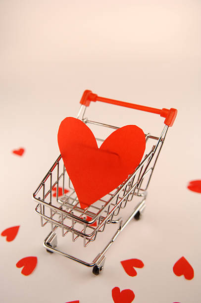 istock shopping for love 181053990
