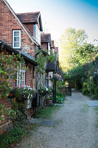 istock Cotswold cottages in Oxfordshire 181054034