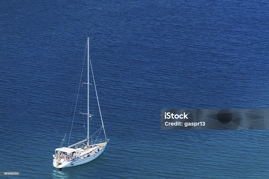 yacht ancorati - Foto stock royalty-free di Barca a vela
