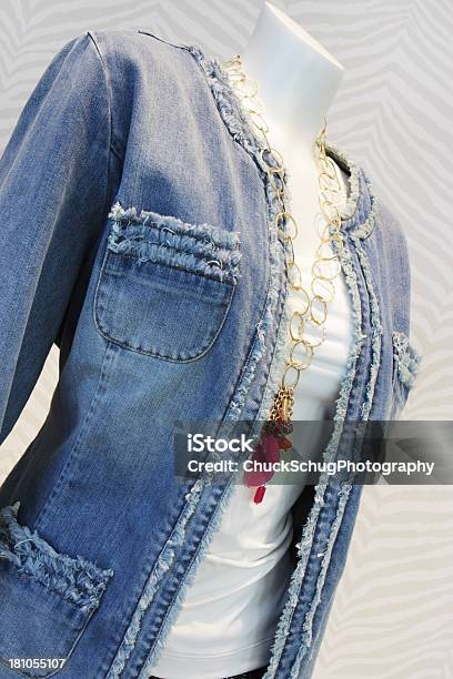 Kamizelka Dżinsowa Kobiece Ubrania Moda - zdjęcia stockowe i więcej obrazów Bawełna - Bawełna, Biżuteria, Blezer