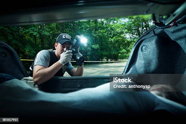 Zdjęcie Ciała - zdjęcia stockowe i więcej obrazów Aparat fotograficzny - Aparat fotograficzny, Martwy człowiek, Policja