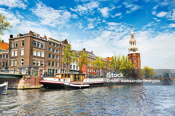 アムステルダムの運河munttoren タワーで Centrum - アムステルダムのストックフォトや画像を多数ご用意 - アムステルダム, アムステル川, ウォーターフロント