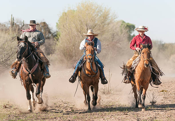 istock Ranch Family riding horses 181059703