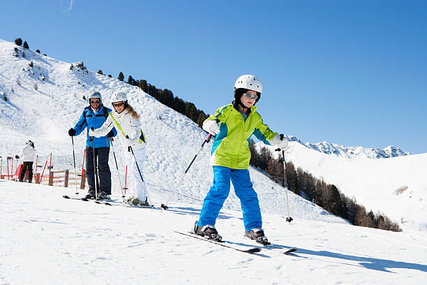 istock Family Skiing Trip 181061397