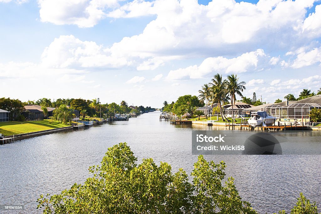 Canale in Florida - Foto stock royalty-free di Cape Coral
